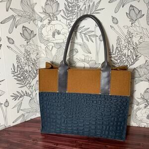 Womens Graf Lantz Jaunt Merino Wool Midi Tote Blue and Tan OS EUC!